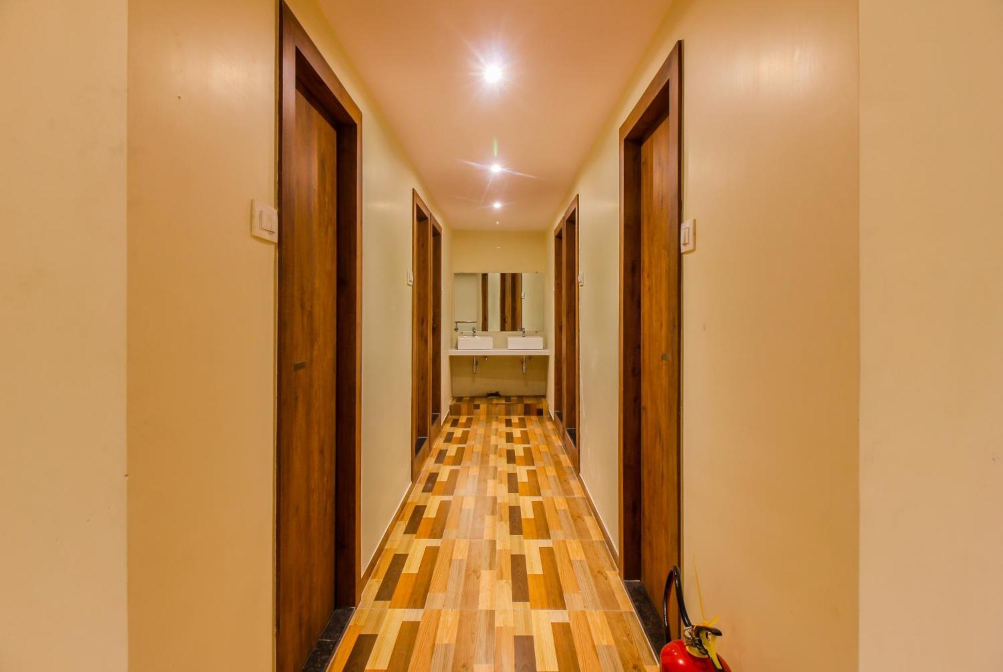 Blossom Dormitory For Male And Female - Mumbai — Photos 1
